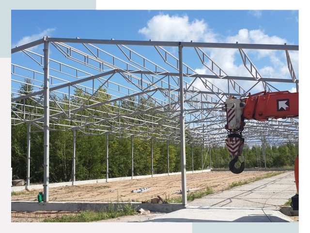 Строительство конюшен в Ивантеевка от 617 руб. под ключ